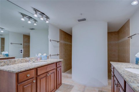 Condo in Saint Pete Beach, Florida, 3 bedrooms  № 2233080 - photo 23