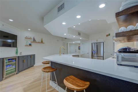 Condo in Saint Pete Beach, Florida, 3 bedrooms  № 2233080 - photo 8