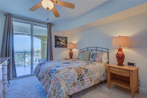 Condo in Saint Pete Beach, Florida, 3 bedrooms  № 2233080 - photo 27
