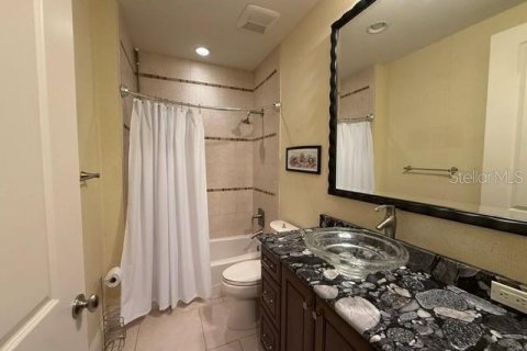 Condominio en alquiler en Bradenton, Florida, 2 dormitorios, 192.87 m2 № 2405035 - foto 14
