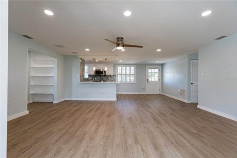 Casa en alquiler en Sarasota, Florida, 2 dormitorios, 122.63 m2 № 1870271 - foto 5