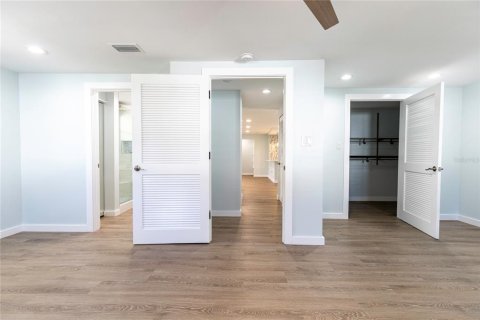 Casa en alquiler en Sarasota, Florida, 2 dormitorios, 122.63 m2 № 1870271 - foto 18