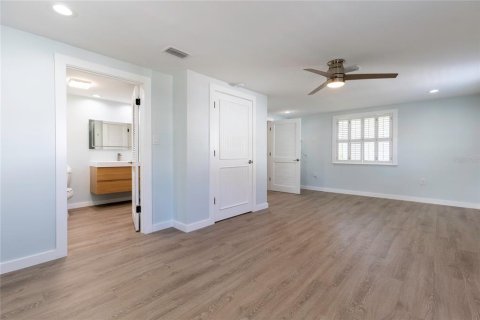Casa en alquiler en Sarasota, Florida, 2 dormitorios, 122.63 m2 № 1870271 - foto 15
