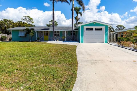 Casa en alquiler en Sarasota, Florida, 2 dormitorios, 122.63 m2 № 1870271 - foto 1
