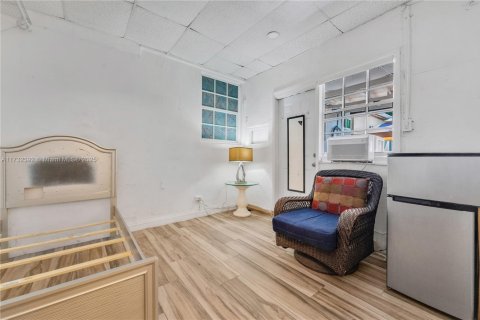 Casa en venta en North Miami, Florida, 3 dormitorios, 123.75 m2 № 1482558 - foto 15