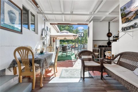 Casa en venta en North Miami, Florida, 3 dormitorios, 123.75 m2 № 1482558 - foto 19