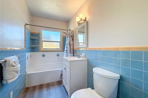 Купить виллу или дом в Венеция, Флорида 7 комнат, 136.29м2, № 1750104 - фото 17