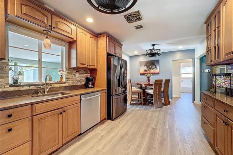 Купить виллу или дом в Венеция, Флорида 7 комнат, 136.29м2, № 1750104 - фото 7