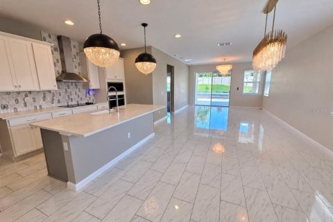Villa ou maison à louer à Clermont, Floride: 4 chambres, 207.73 m2 № 2388978 - photo 6