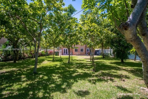 House in Homestead, Florida 3 bedrooms, 195.56 sq.m. № 2002699 - photo 9