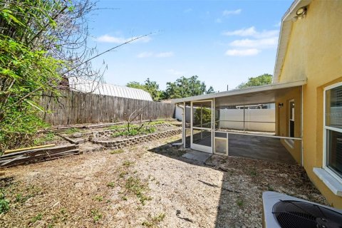 Casa en venta en Valrico, Florida, 3 dormitorios, 118.36 m2 № 2122122 - foto 4