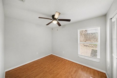 House in Valrico, Florida 3 bedrooms, 118.36 sq.m. № 2122122 - photo 22