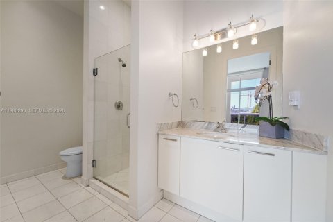 Купить кондоминиум в Майами-Бич, Флорида 2 спальни, 168.06м2, № 2045395 - фото 18