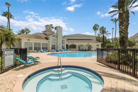 Condo in Orlando, Florida, 2 bedrooms  № 2229824 - photo 19