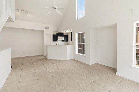 Condo in Orlando, Florida, 2 bedrooms  № 2229824 - photo 4