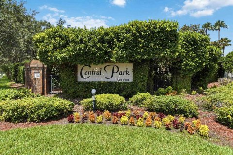 Condo in Orlando, Florida, 2 bedrooms  № 2229824 - photo 20
