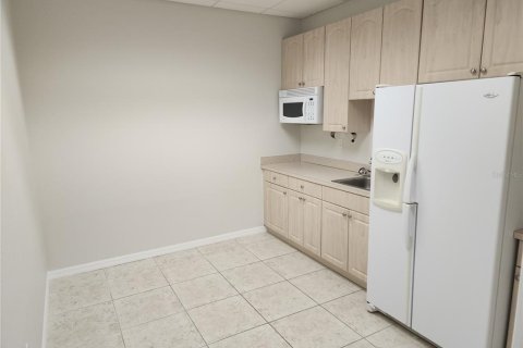 Commercial property in Port Charlotte, Florida 116.13 sq.m. № 2233142 - photo 8