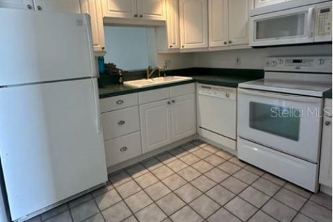 Copropriété à louer à Clearwater, Floride: 2 chambres, 97.55 m2 № 1810948 - photo 3