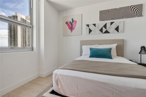 Купить кондоминиум в Холливуд, Флорида 2 спальни, 99.87м2, № 1980078 - фото 16