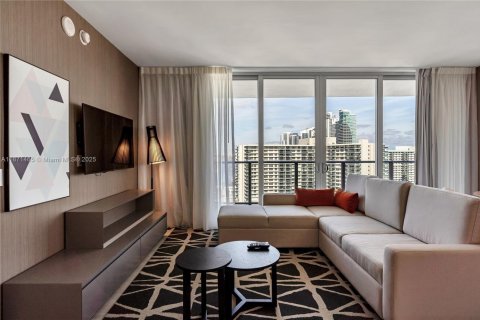 Купить кондоминиум в Холливуд, Флорида 2 спальни, 99.87м2, № 1980078 - фото 3