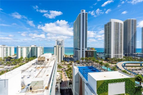 Купить кондоминиум в Холливуд, Флорида 2 спальни, 99.87м2, № 1980078 - фото 28