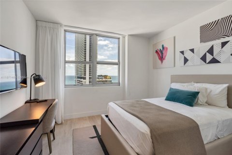 Купить кондоминиум в Холливуд, Флорида 2 спальни, 99.87м2, № 1980078 - фото 11