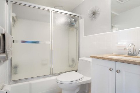 Condominio en venta en Fort Lauderdale, Florida, 1 dormitorio, 52.95 m2 № 2185721 - foto 13