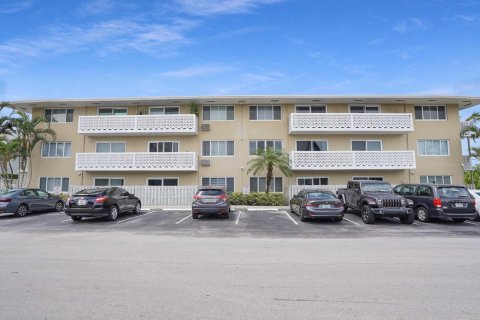 Condominio en venta en Fort Lauderdale, Florida, 1 dormitorio, 52.95 m2 № 2185721 - foto 21