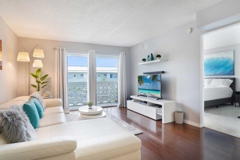 Condominio en venta en Fort Lauderdale, Florida, 1 dormitorio, 52.95 m2 № 2185721 - foto 9