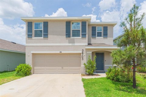 Casa en Dade City, Florida 5 dormitorios, 232.72 m2 № 2111233
