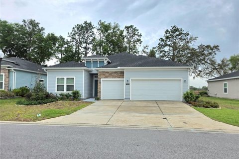 House in Ocala, Florida 4 bedrooms, 232.72 sq.m. № 2096953
