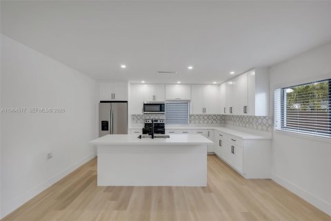 Купить виллу или дом в Хайалиа, Флорида 4 спальни, 239.04м2, № 2025943 - фото 14