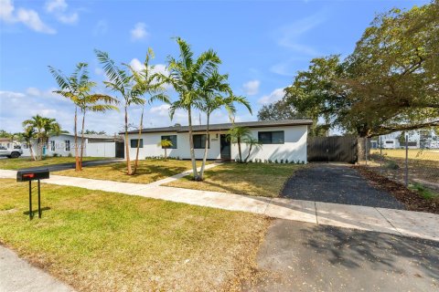 Купить виллу или дом в Хайалиа, Флорида 4 спальни, 239.04м2, № 2025943 - фото 7