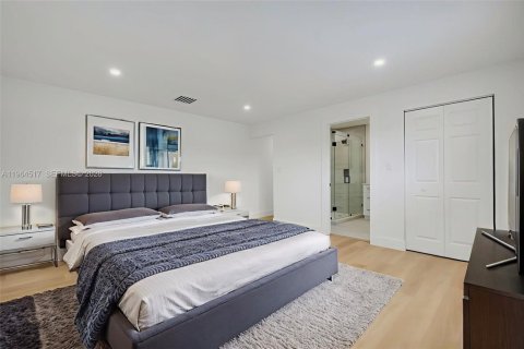 Купить виллу или дом в Хайалиа, Флорида 4 спальни, 239.04м2, № 2025943 - фото 17