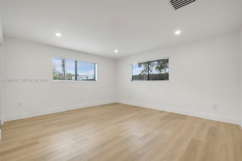 Купить виллу или дом в Хайалиа, Флорида 4 спальни, 239.04м2, № 2025943 - фото 15