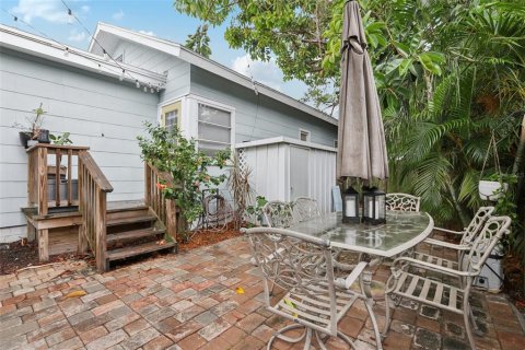House in Saint Petersburg, Florida 2 bedrooms, 89.19 sq.m. № 1774041 - photo 14