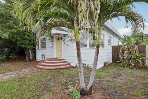 House in Saint Petersburg, Florida 2 bedrooms, 89.19 sq.m. № 1774041 - photo 18