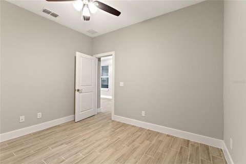 Casa en alquiler en Kissimmee, Florida, 4 dormitorios, 155.15 m2 № 1817942 - foto 20