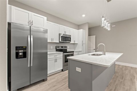 Casa en alquiler en Kissimmee, Florida, 4 dormitorios, 155.15 m2 № 1817942 - foto 16