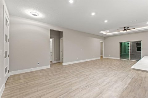 Casa en alquiler en Kissimmee, Florida, 4 dormitorios, 155.15 m2 № 1817942 - foto 9