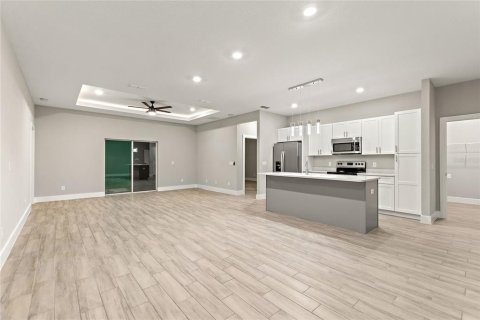 Casa en alquiler en Kissimmee, Florida, 4 dormitorios, 155.15 m2 № 1817942 - foto 12