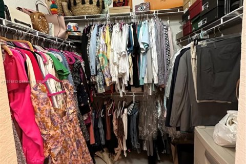 Villa ou maison à vendre à Miami, Floride: 3 chambres, 207.08 m2 № 1955549 - photo 6