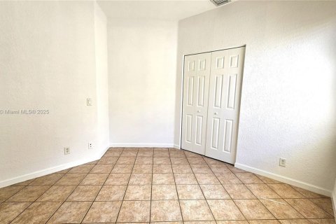 Villa ou maison à louer à Weston, Floride: 3 chambres, 133.22 m2 № 1895854 - photo 12
