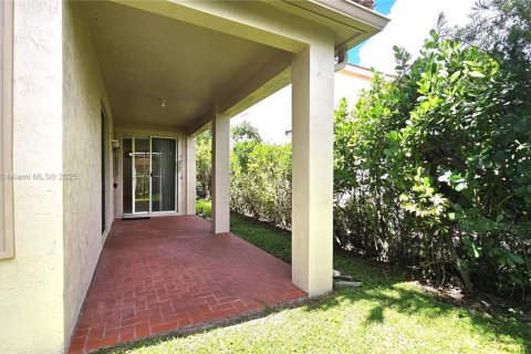 Villa ou maison à louer à Weston, Floride: 3 chambres, 133.22 m2 № 1895854 - photo 14