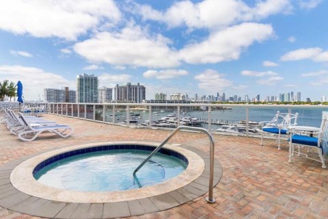 Copropriété à vendre à Miami Beach, Floride: 3 chambres, 144 m2 № 2070648 - photo 22