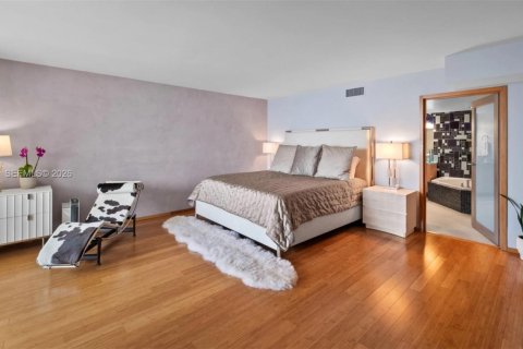 Copropriété à vendre à Miami Beach, Floride: 3 chambres, 144 m2 № 2070648 - photo 12