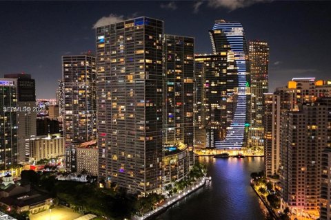 Copropriété à louer à Miami, Floride: 3 chambres, 121.98 m2 № 2010905 - photo 29