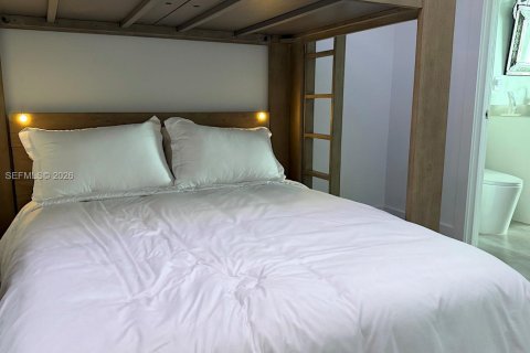 Copropriété à louer à Miami, Floride: 3 chambres, 121.98 m2 № 2010905 - photo 16