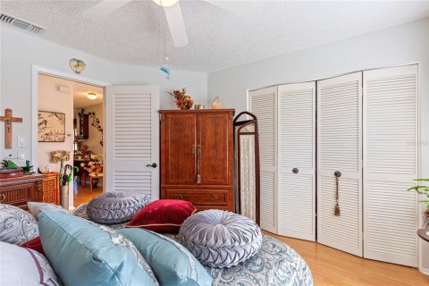 Villa ou maison à vendre à New Port Richey, Floride: 1 chambre, 67.17 m2 № 2235039 - photo 22