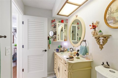 Villa ou maison à vendre à New Port Richey, Floride: 1 chambre, 67.17 m2 № 2235039 - photo 25